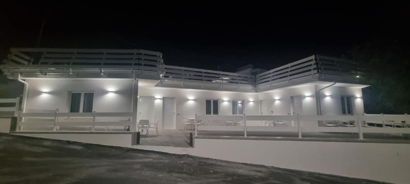 Hotel La Praia Цамброне Экстерьер фото