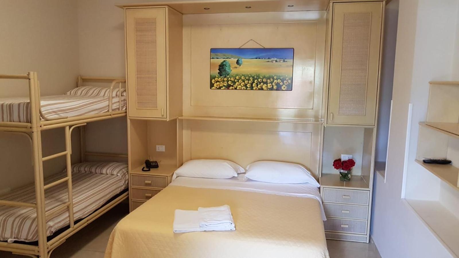 Hotel La Praia Цамброне Экстерьер фото